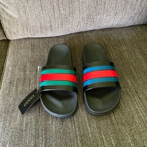 Gucci web rubber slide!